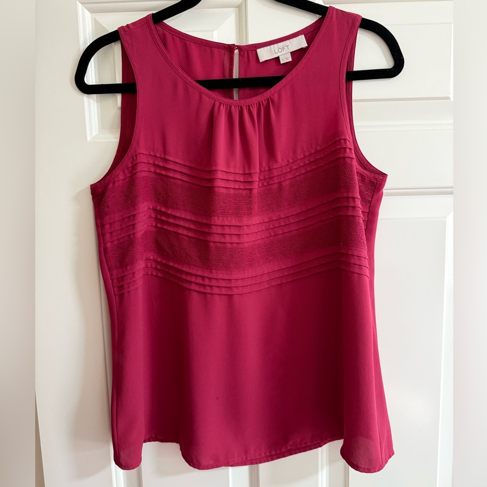 LOFT Women's Berry Sleeveless Blouse